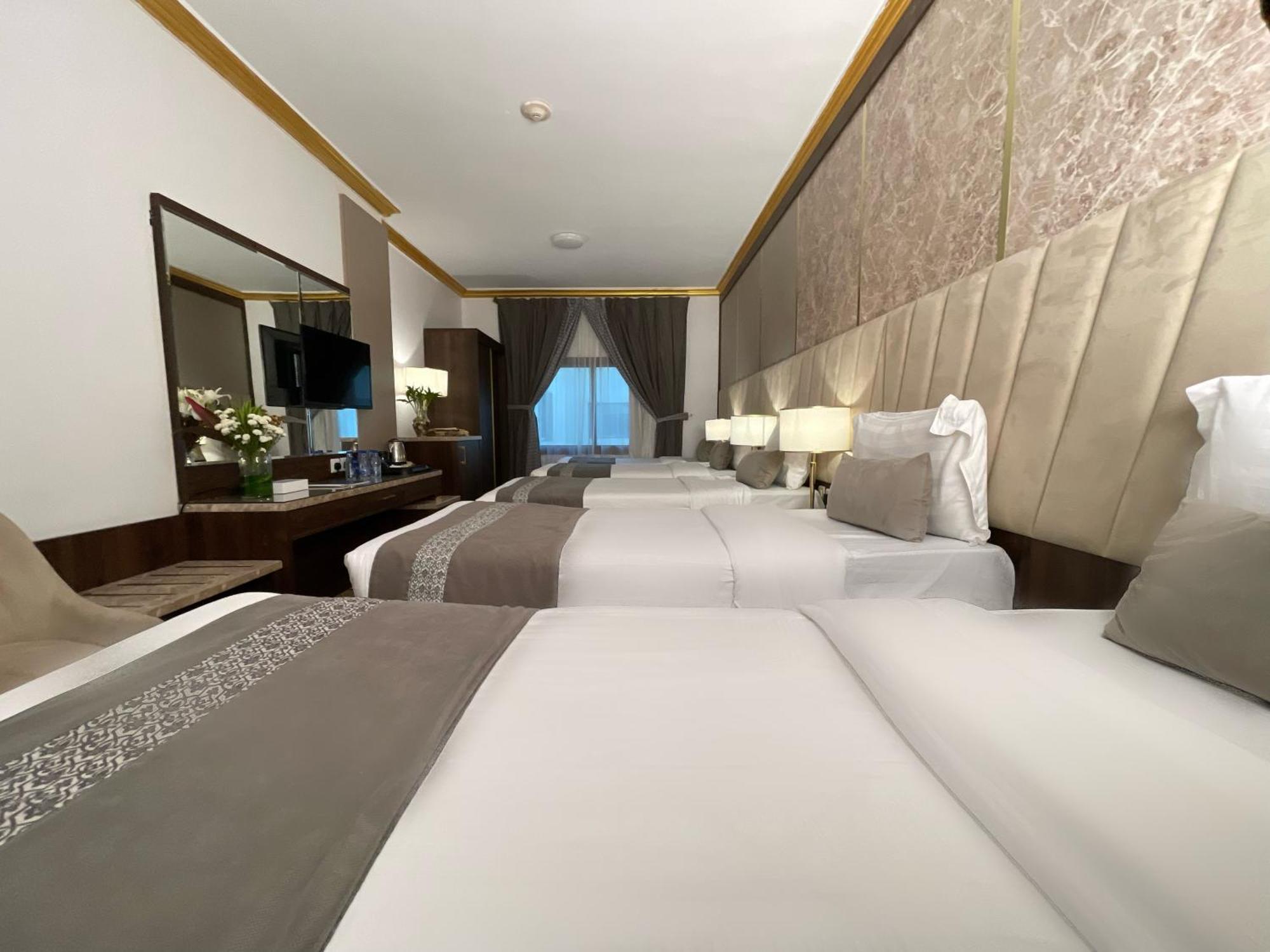 Odst Al Madinah Hotel Медина Екстериор снимка